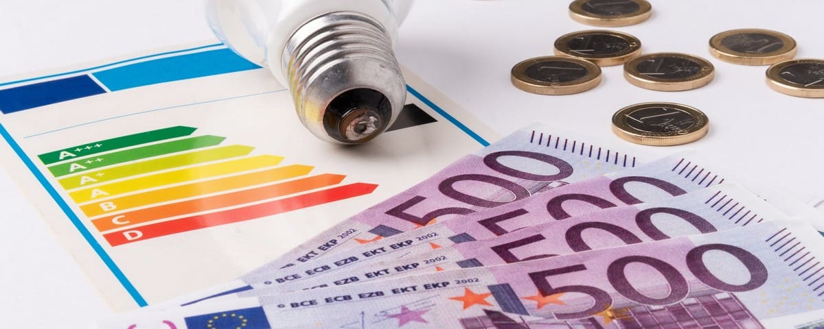 Baisse spectaculaire du prix de l’électricité en France : les consommateurs en profitent-ils 